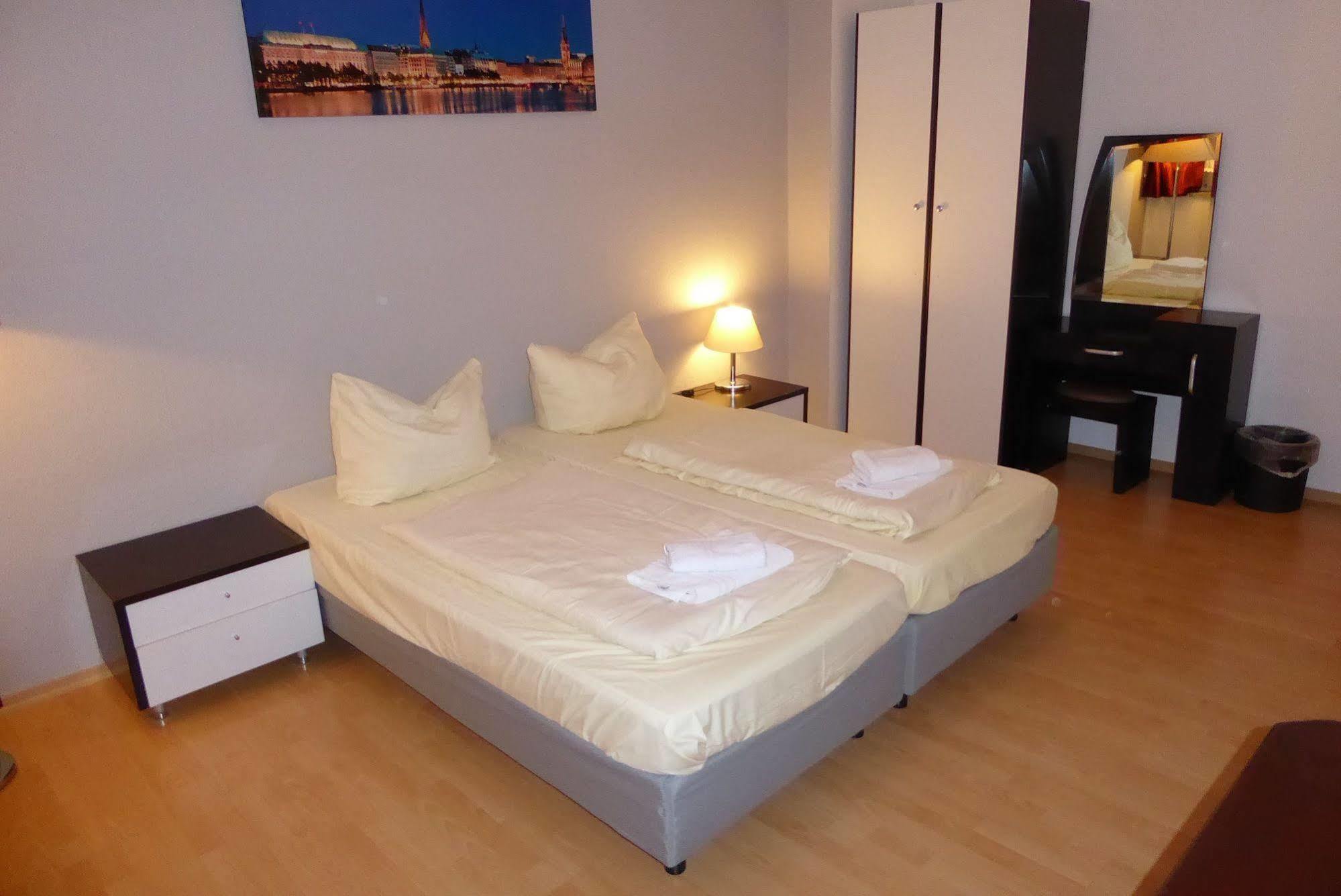 Boardinghouse Mundsburg Aparthotel Hamburg Eksteriør bilde